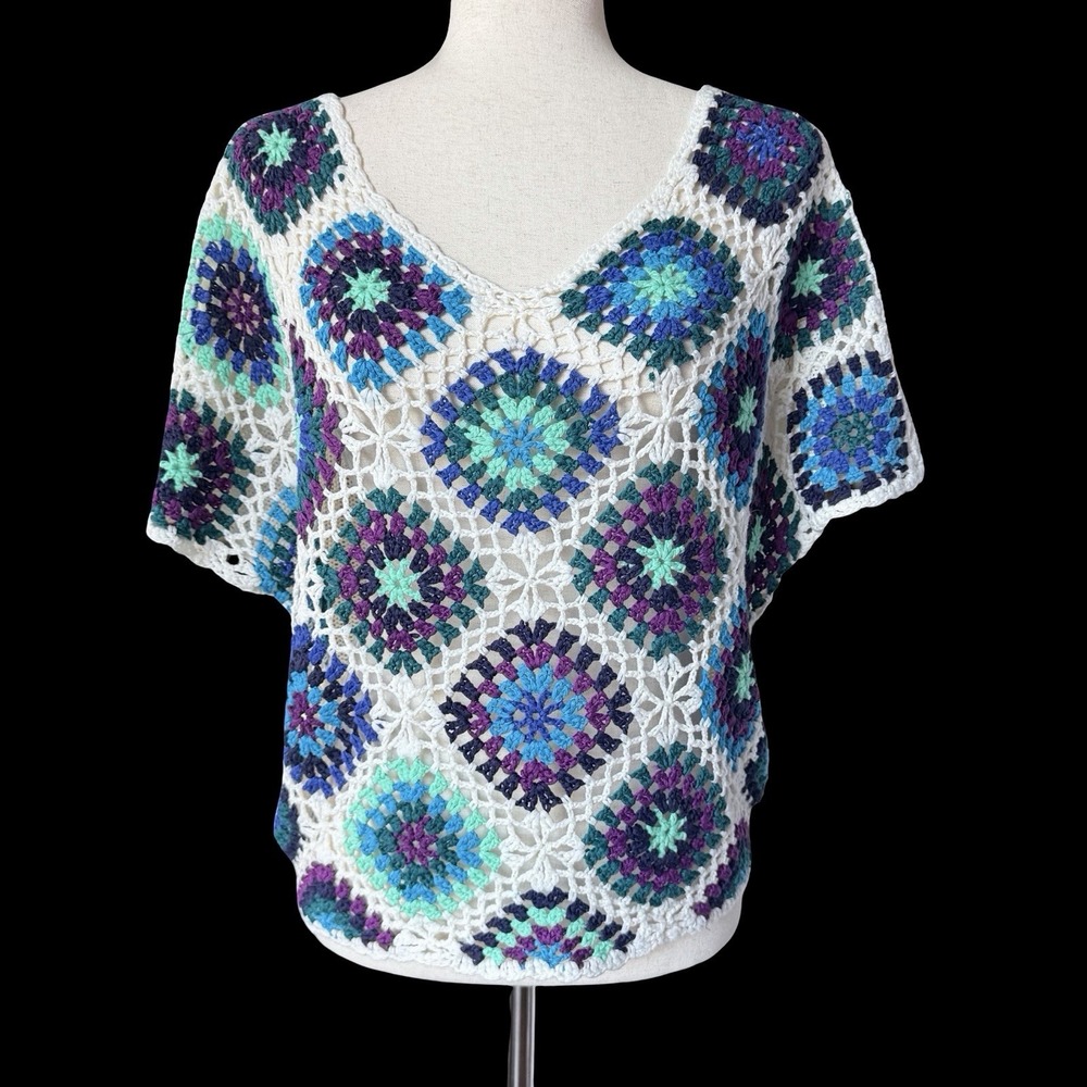 Rain + Rose Granny Square Crochet Sweater M • White Boho Cottagecore Retro 70's
